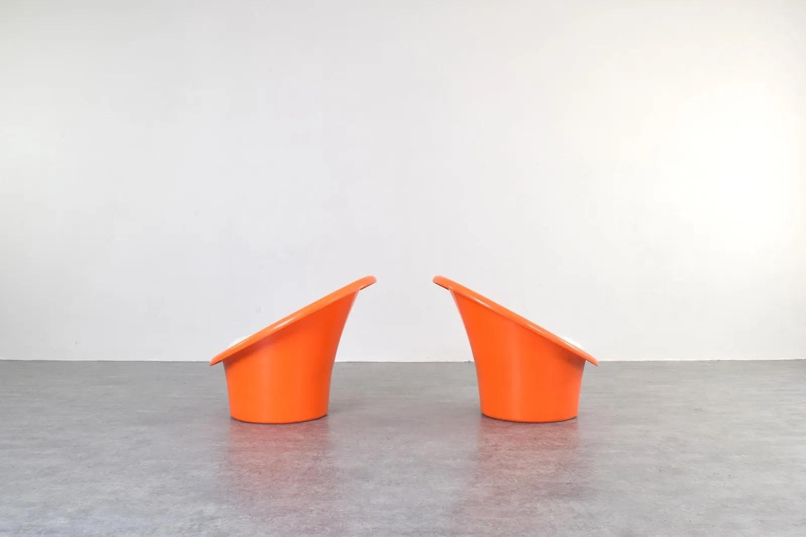 Para foteli Skopa, plastik pomarańczowy, bawełna beżowa, proj. O. Gjerløv-Knudsen & T. Lind, Ikea, Szwecja, lata 70. - 315841