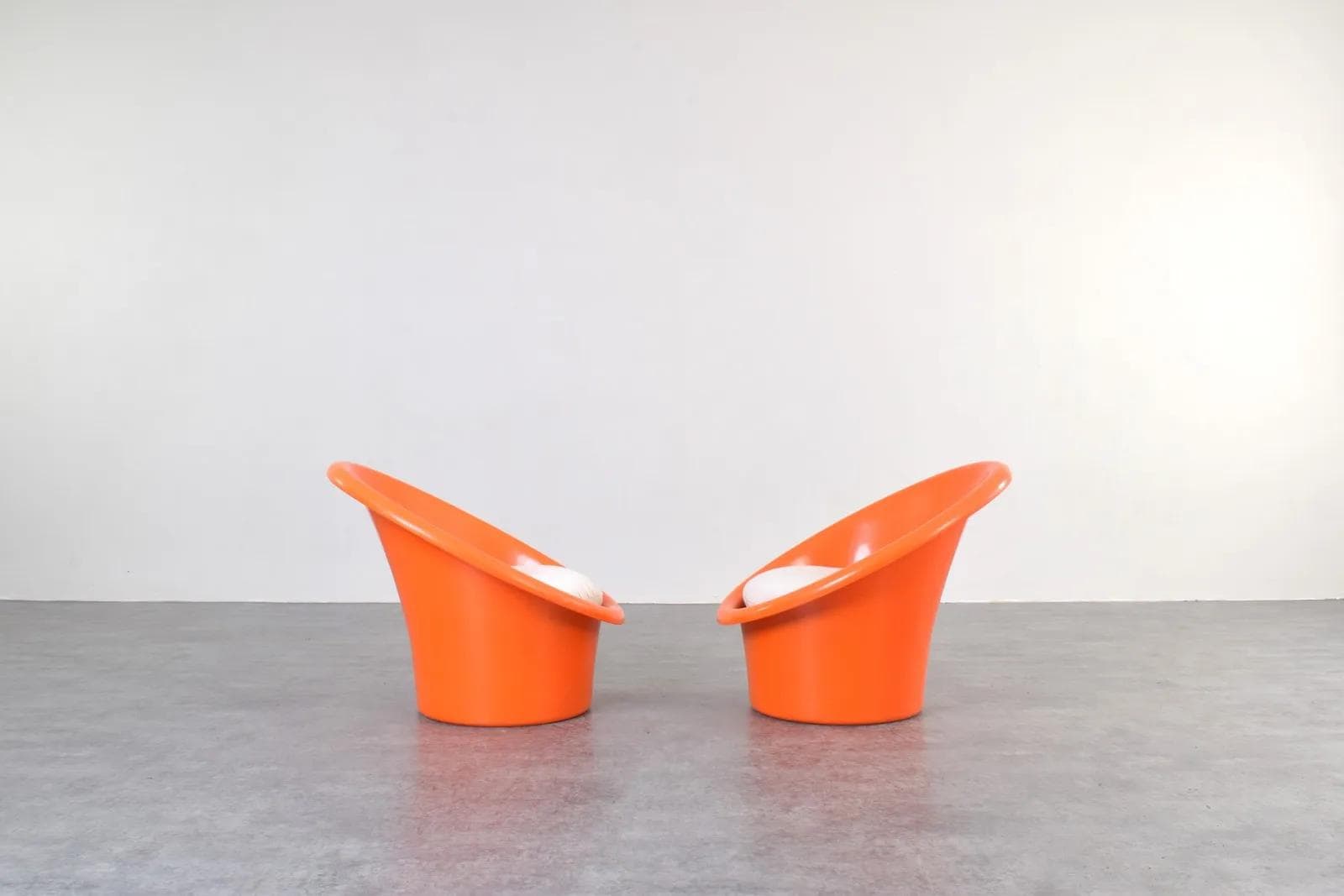 Para foteli Skopa, plastik pomarańczowy, bawełna beżowa, proj. O. Gjerløv-Knudsen & T. Lind, Ikea, Szwecja, lata 70. - 315836