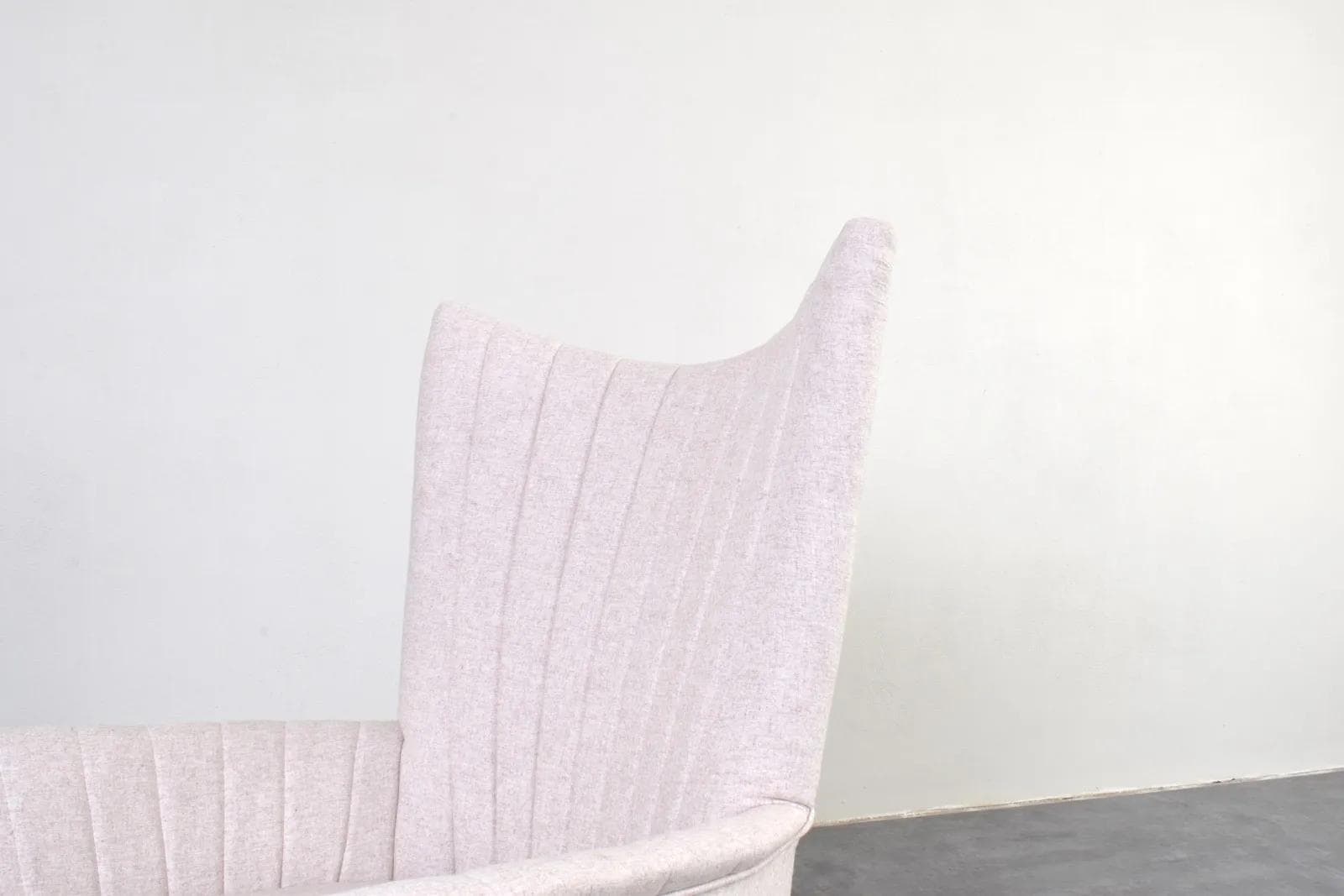 Armchair Wingback, beige wool, gold metal, Italy, 1960s. - 315832