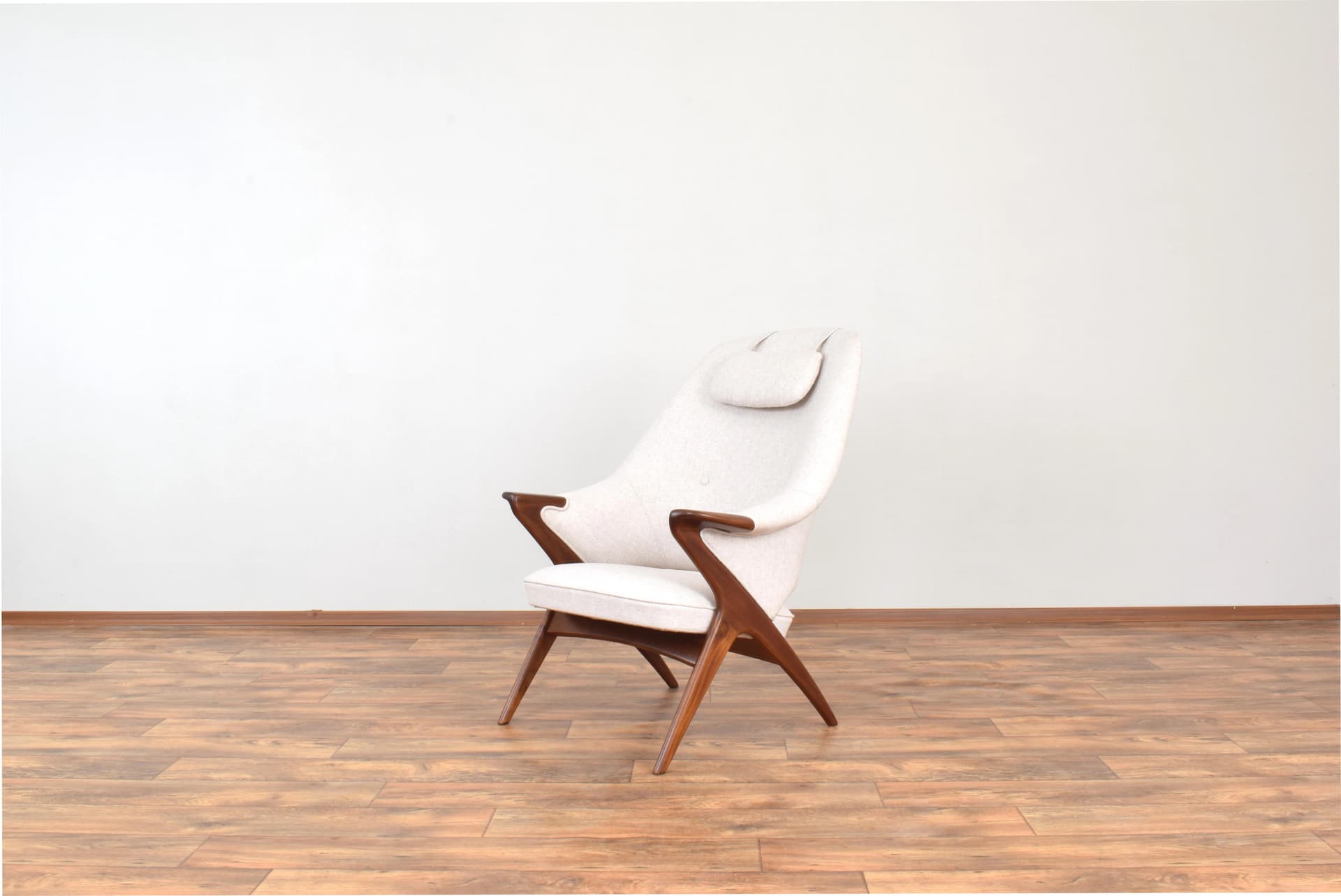 Armchair Bravo, brown teak, beige wool, by S. Resell, Rastad & Relling, Norway, 1950s. - 315760