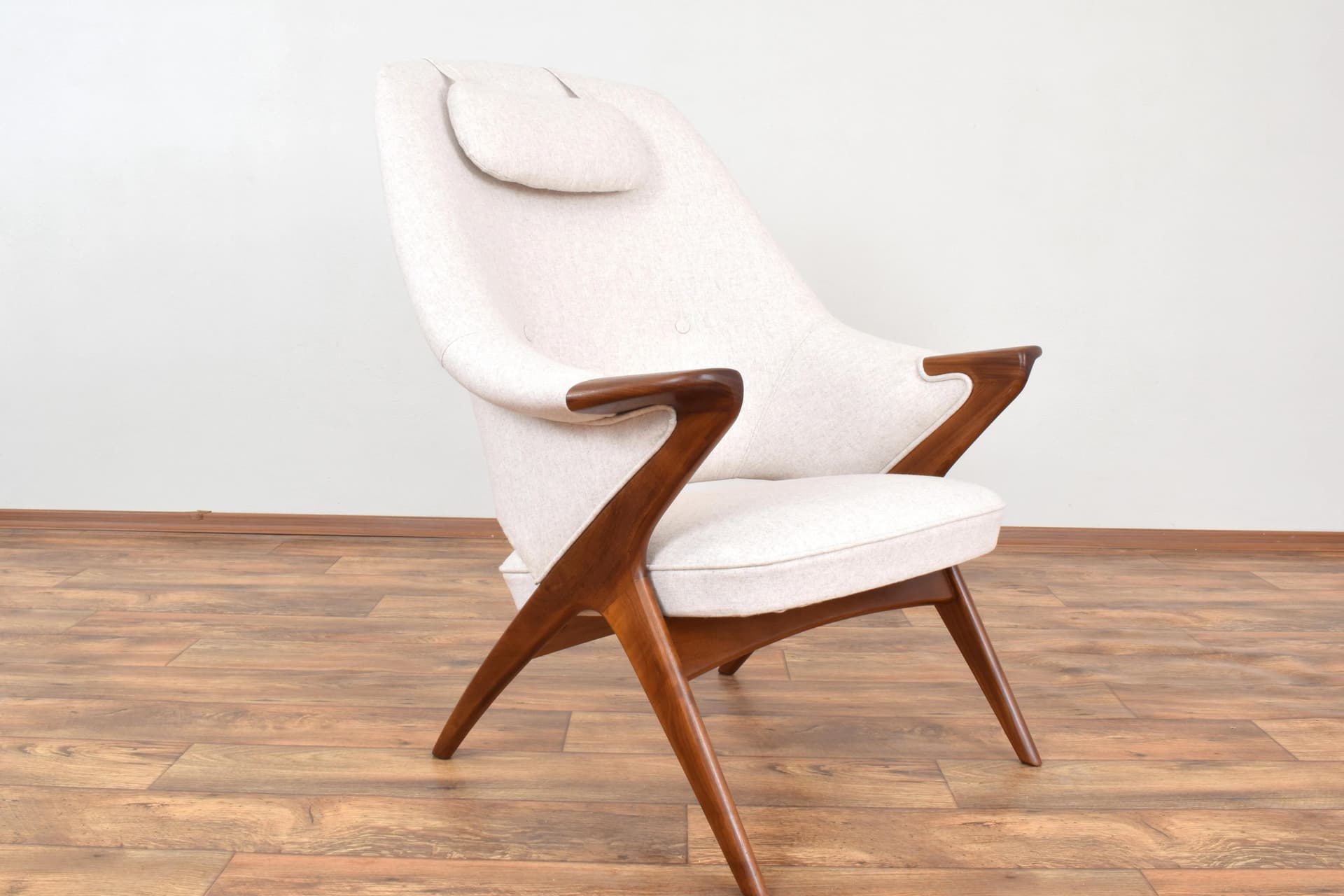 Armchair Bravo, brown teak, beige wool, by S. Resell, Rastad & Relling, Norway, 1950s. - 315767