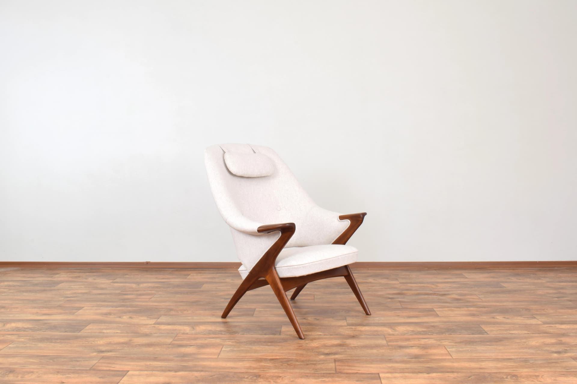 Armchair Bravo, brown teak, beige wool, by S. Resell, Rastad & Relling, Norway, 1950s. - 315759