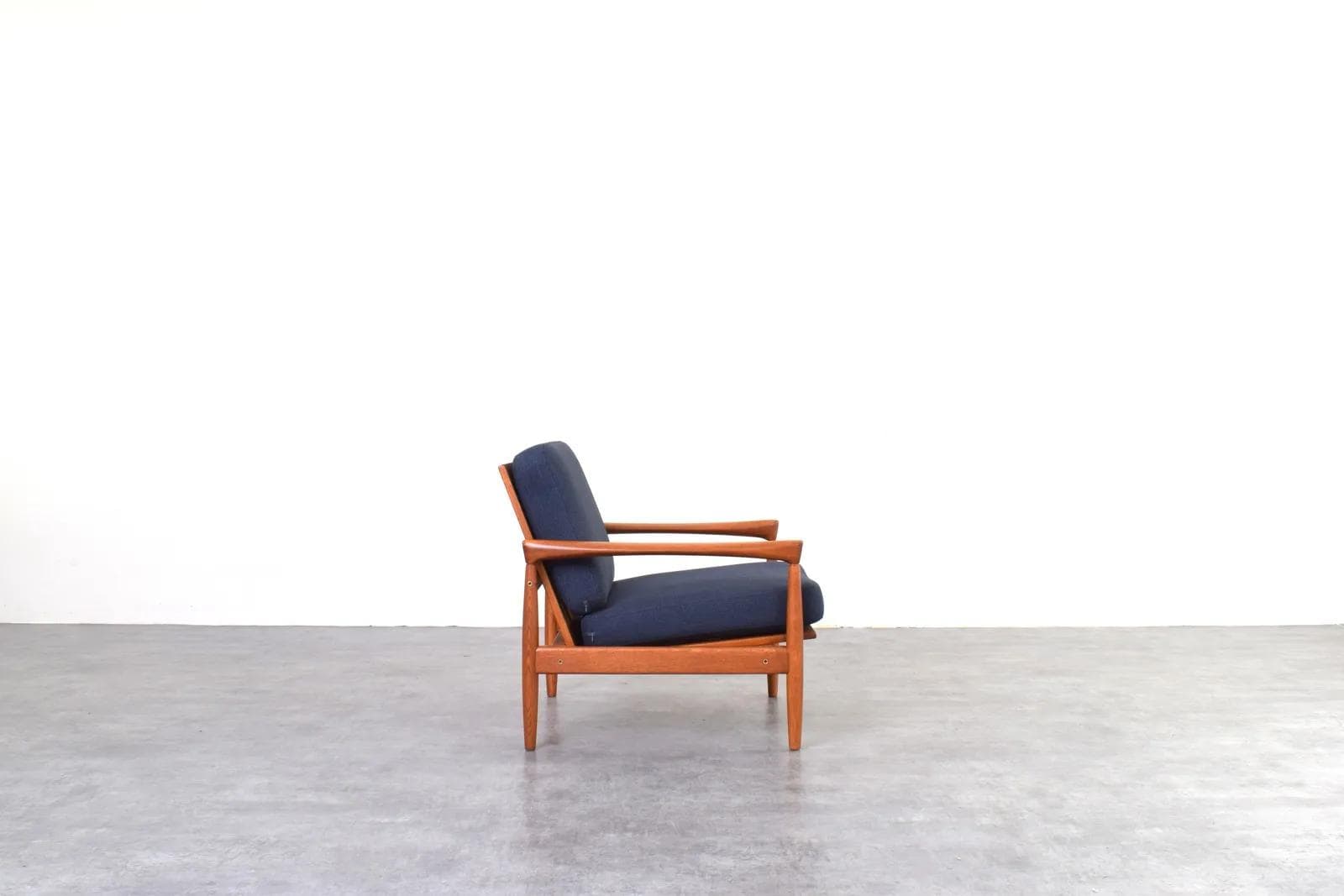 Pair of armchairs, brown oak, navy blue fabric, by E. Wørts, Ikea, Sweden, 1960s. - 315745