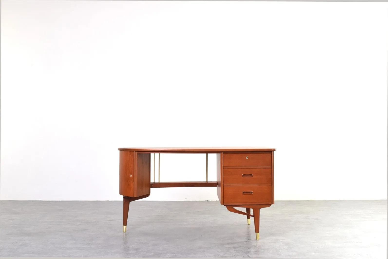 Desk model 111, brown teak, brass, Sola Møbler, Norway, 1960s. - 315597