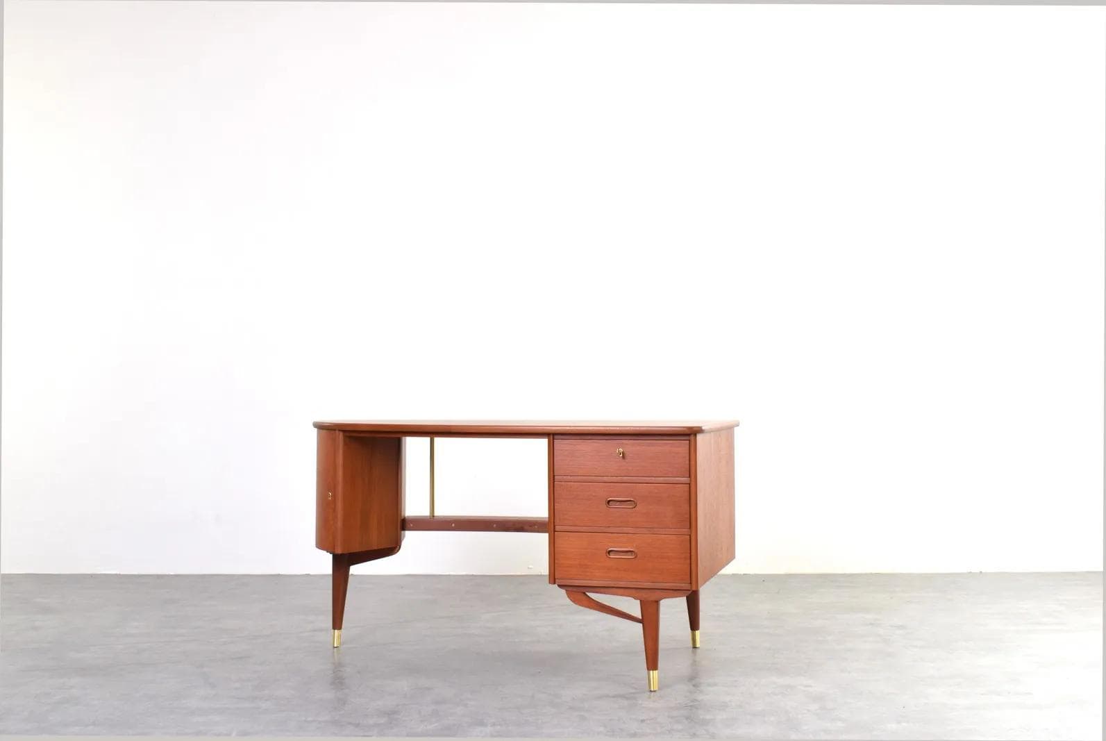 Desk model 111, brown teak, brass, Sola Møbler, Norway, 1960s. - 315596