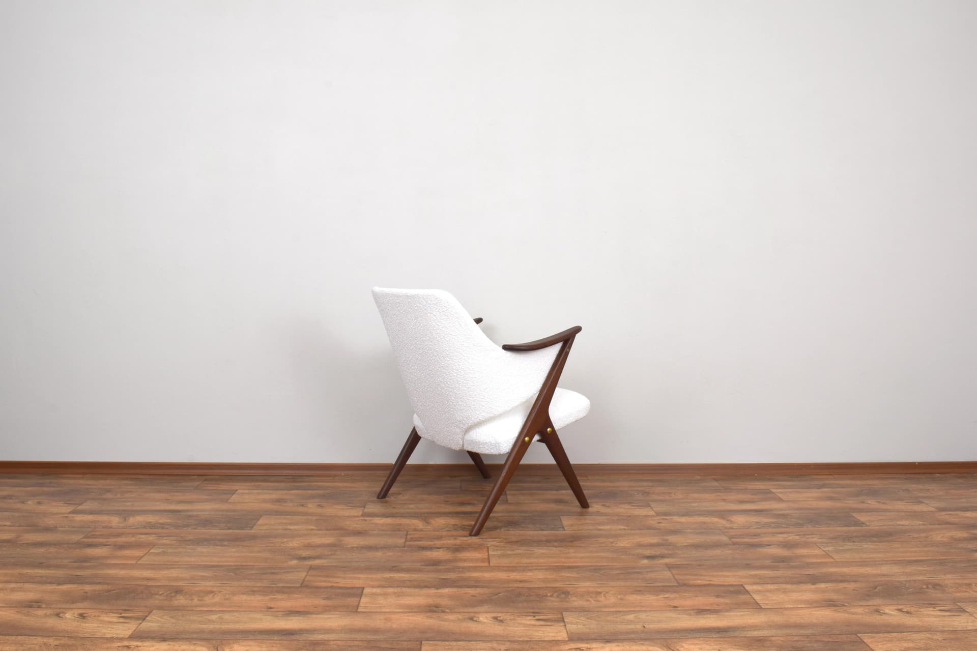 Para foteli Knott, teak brązowy, bouclé biały, Brunstad Møbelfabrikk, Norwegia, lata 60. - 315594