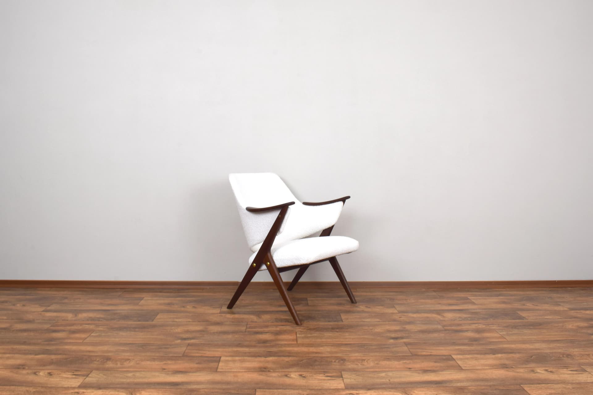 Para foteli Knott, teak brązowy, bouclé biały, Brunstad Møbelfabrikk, Norwegia, lata 60. - 315590