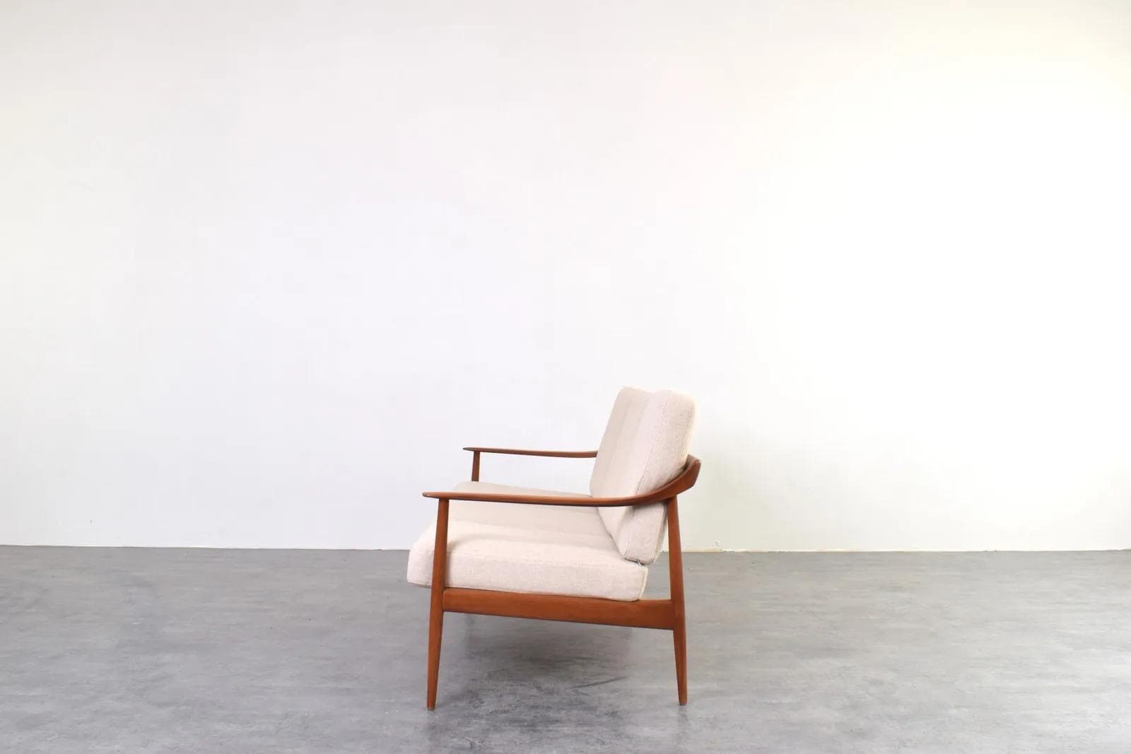 Sofa Knoll Antimott, teak brązowy, wełna beżowa, Walter Knoll / Wilhelm Knoll, Niemcy, lata 60. - 315521
