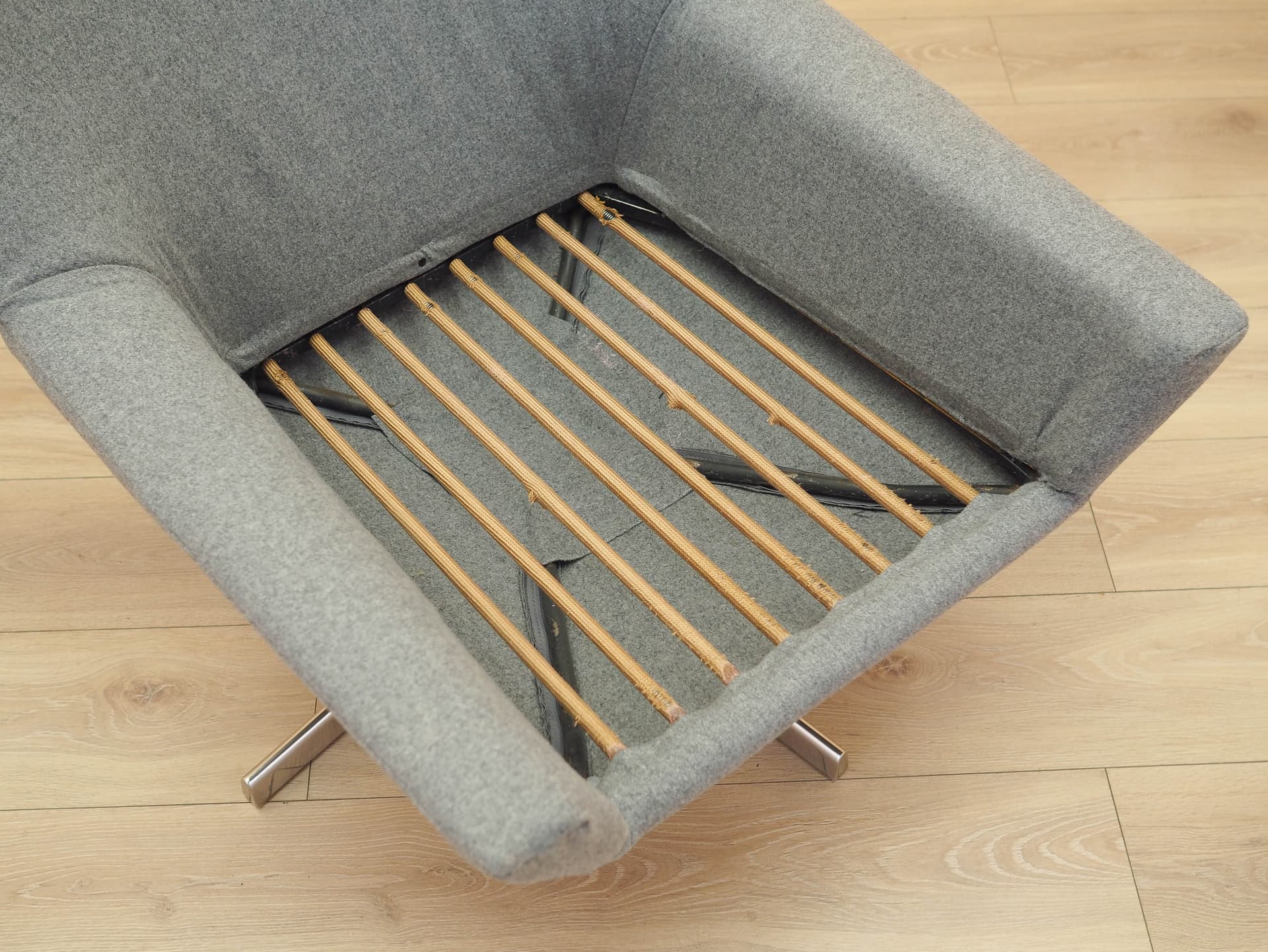 Fotel obrotowy, tkanina szara, metal srebrny, Walter Knoll, Niemcy, lata 60. - 314813