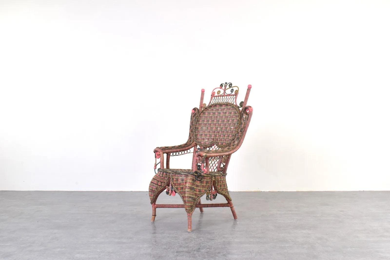 Victorian Armchair, multicolor wicker, Heywood-Wakefield, USA, early 20th c. - 315447
