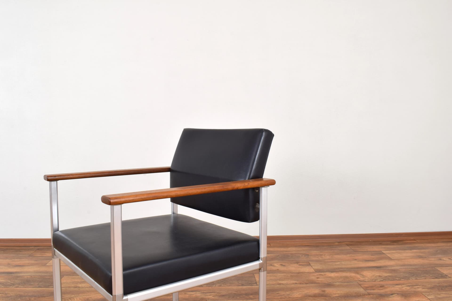 Fotel, aluminium czarne, teak brązowy, Lübke, Niemcy, lata 60. - 315376