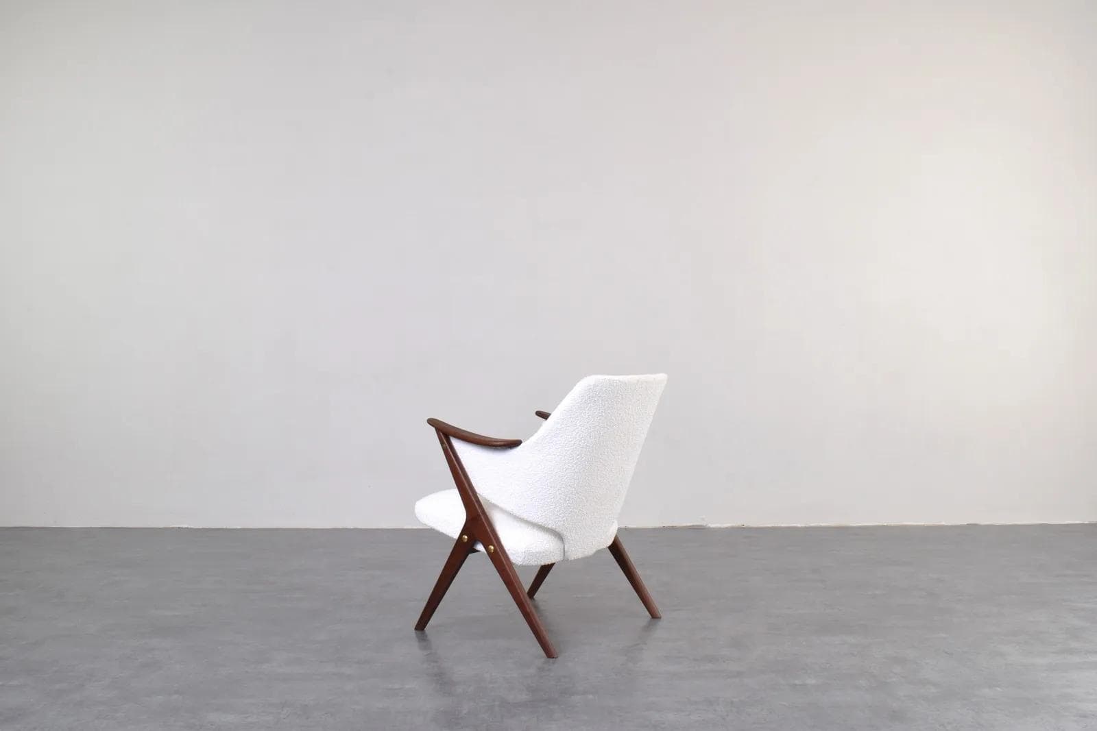Para foteli Knott, teak brązowy, bouclé biały, Brunstad Møbelfabrikk, Norwegia, lata 60. - 315344