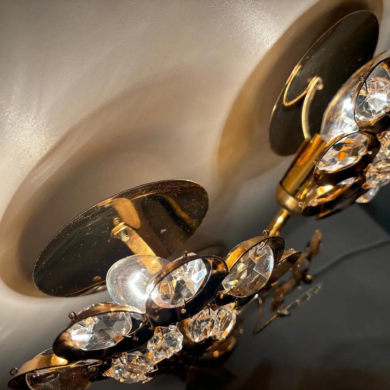 Kinkiet floralny, Palwa, kryształ złocony mosiądz, Niemcy, lata 70. - 23208