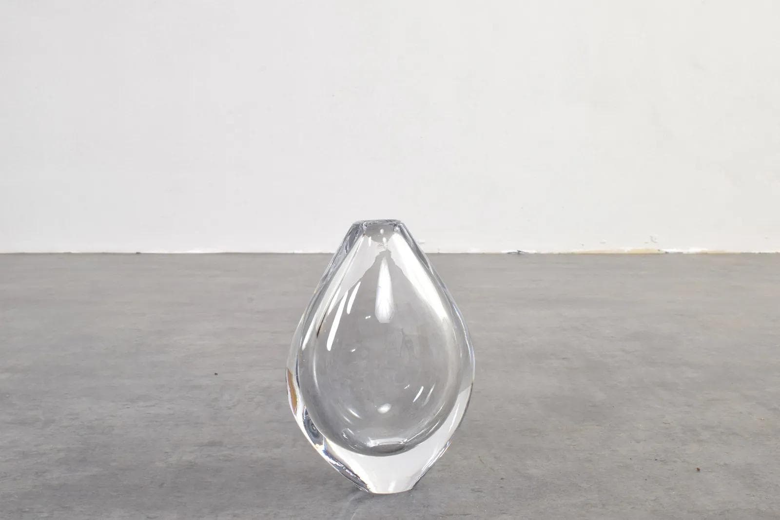 Vase Kraka, transparent glass, by S. Palmqvist, Orrefors, Sweden, 1960s. - 315176