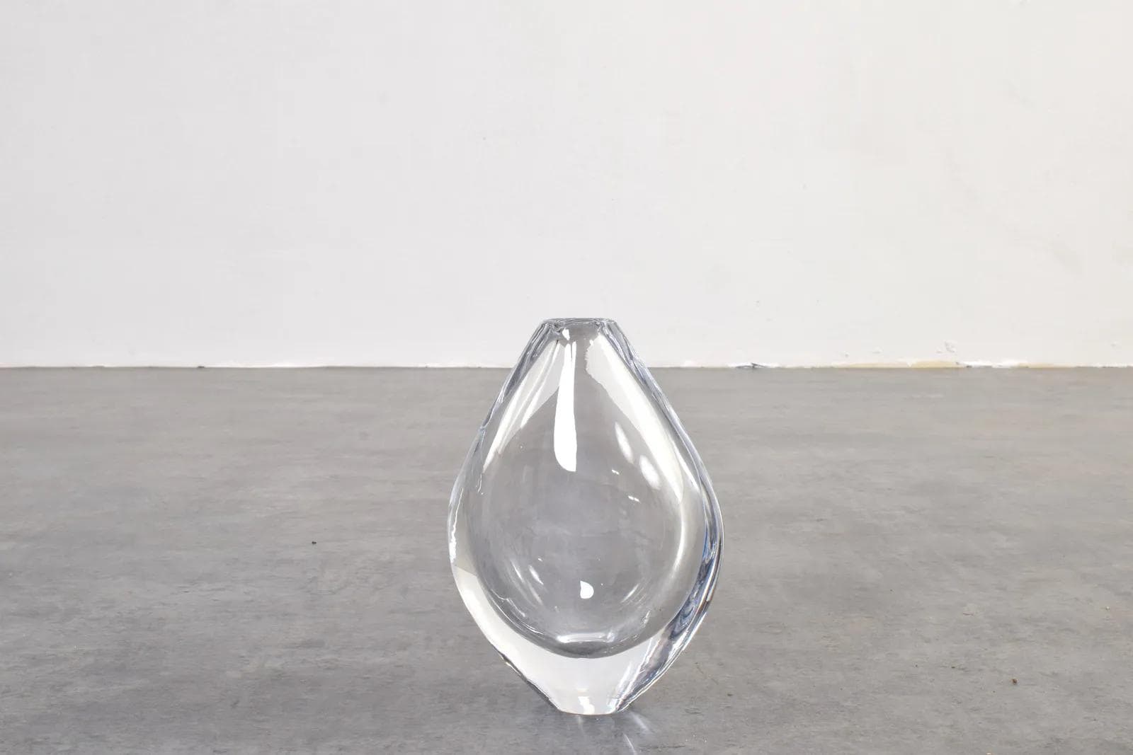 Vase Kraka, transparent glass, by S. Palmqvist, Orrefors, Sweden, 1960s. - 315178