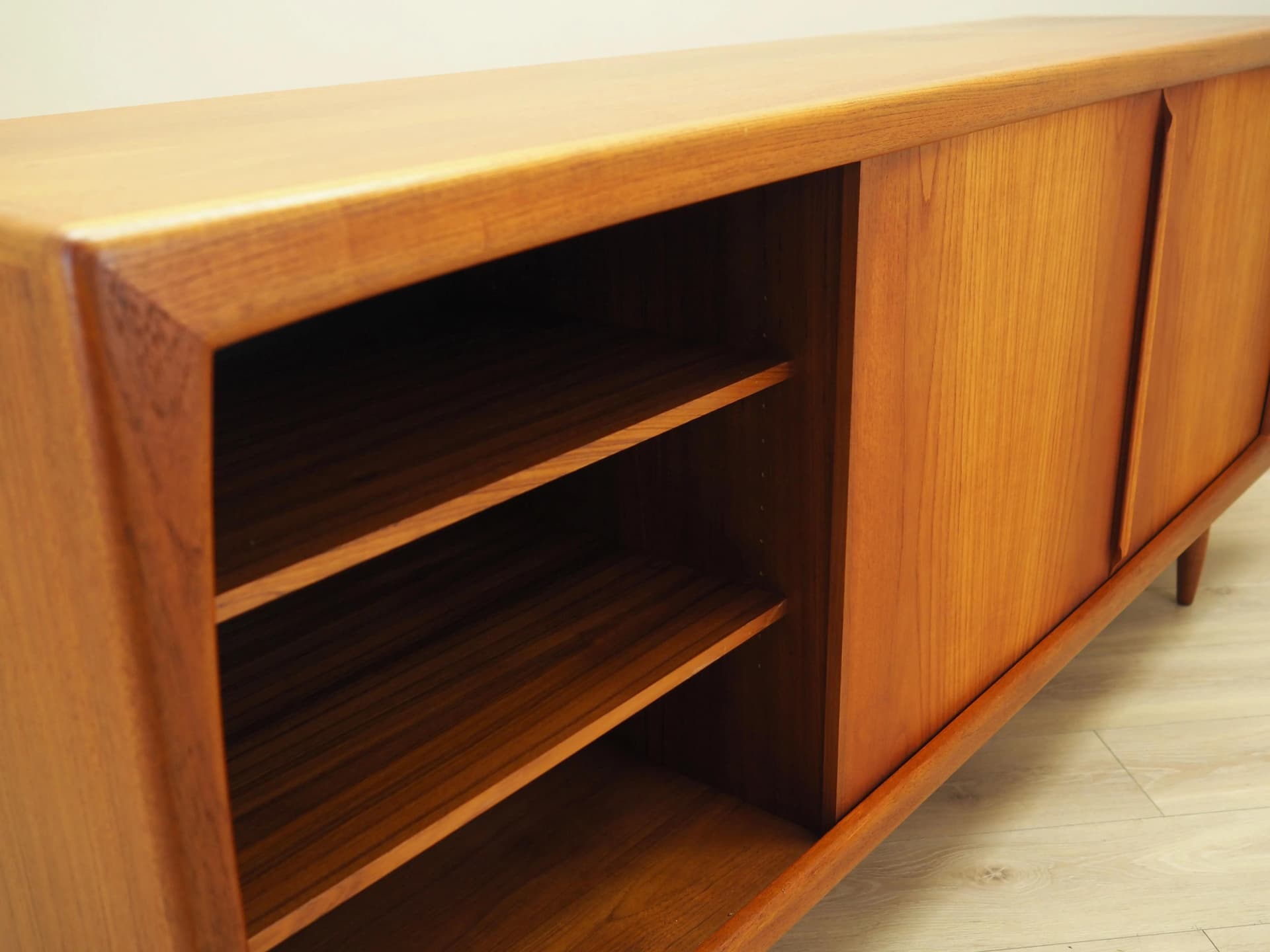 Sideboard, teak brązowy, Dania, lata 70. - 23376