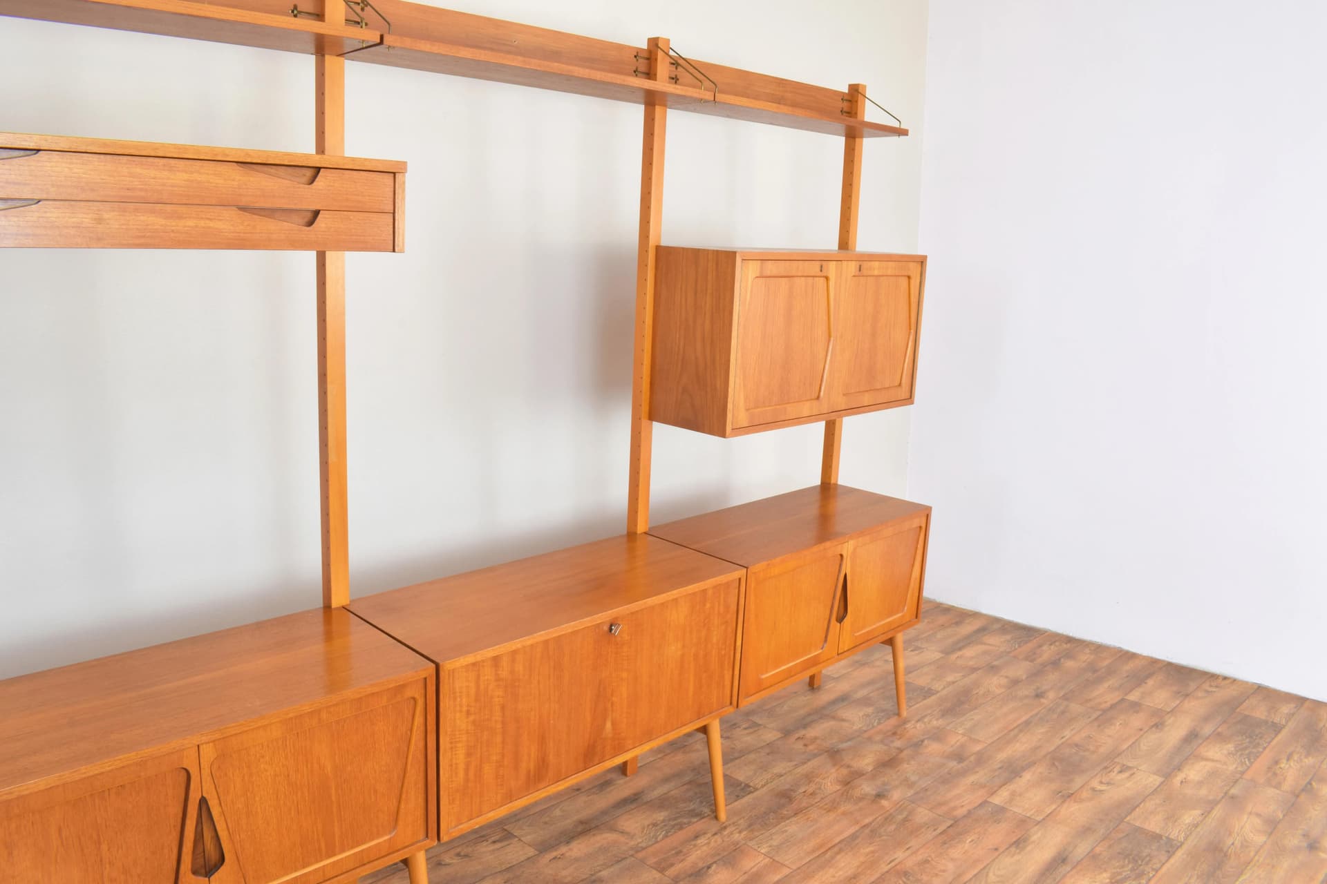 Shelving system, teak brown, by K. Riise, Norway, 1960s. - 315146