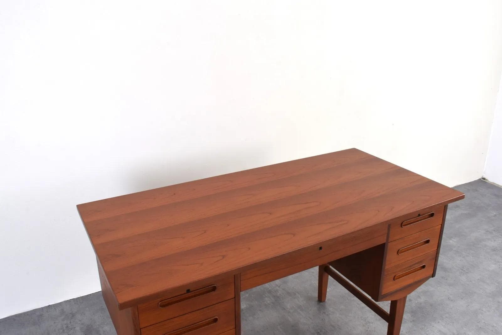 Biurko, teak brązowy, Dania, lata 60. - 315117