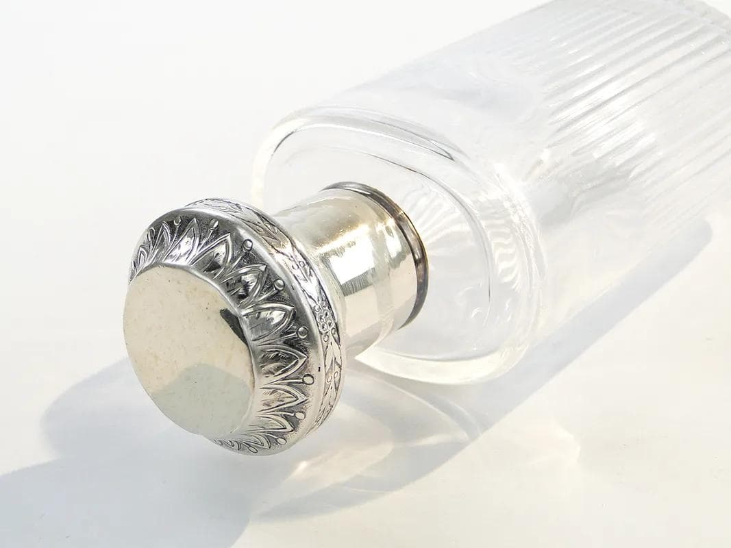 Flakon na perfumy, szkło kryształowe transparent, srebro, Francja, początek XX w. - 23279