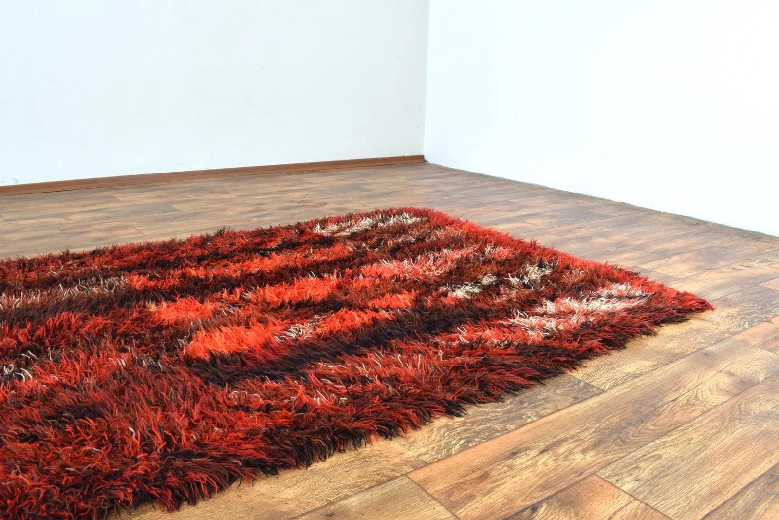 Rya Rug 200x140 cm, red black white orange, wool, by M. Richter, Sweden, 1960s - 315045