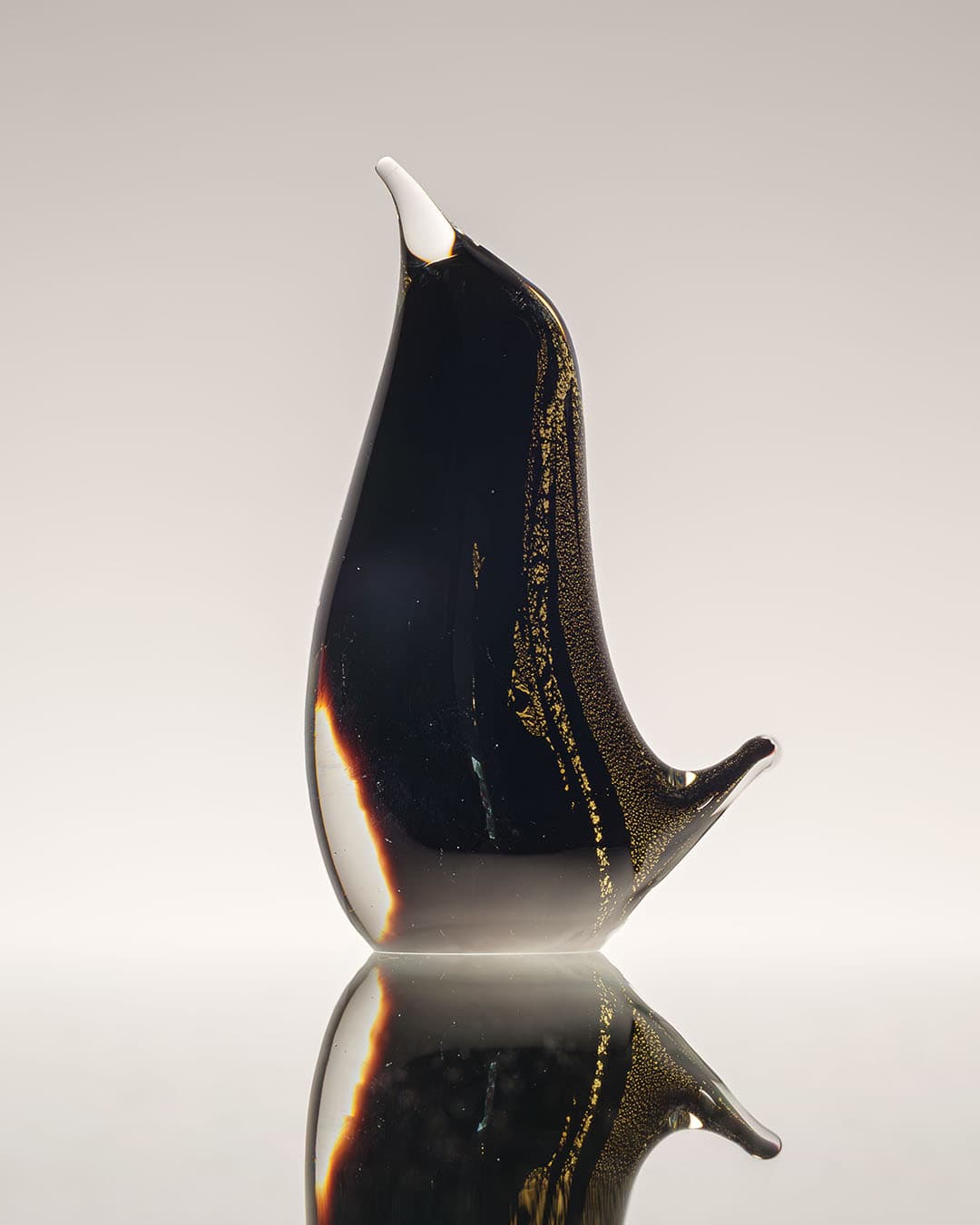 Pair of figurines bird and penguin, yellow, brown, black, white glass, Finland, 1990s. - 314852
