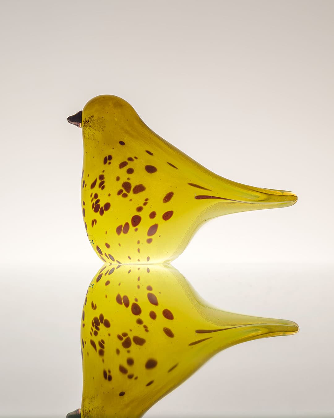 Pair of figurines bird and penguin, yellow, brown, black, white glass, Finland, 1990s. - 314855