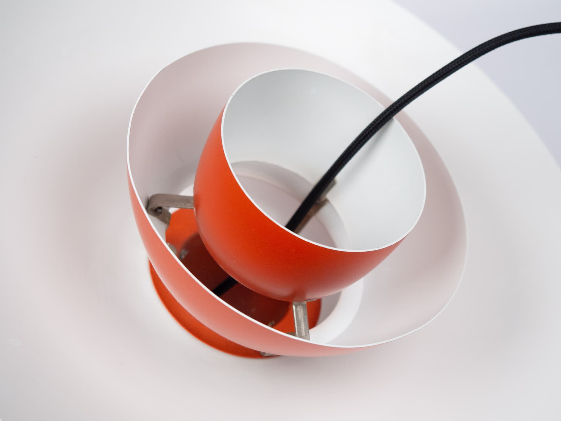 Lampa wisząca PH 4/3, czerwona, aluminium, proj. P. Henningsen, Louis Poulsen, Dania, lata 70. - 314901