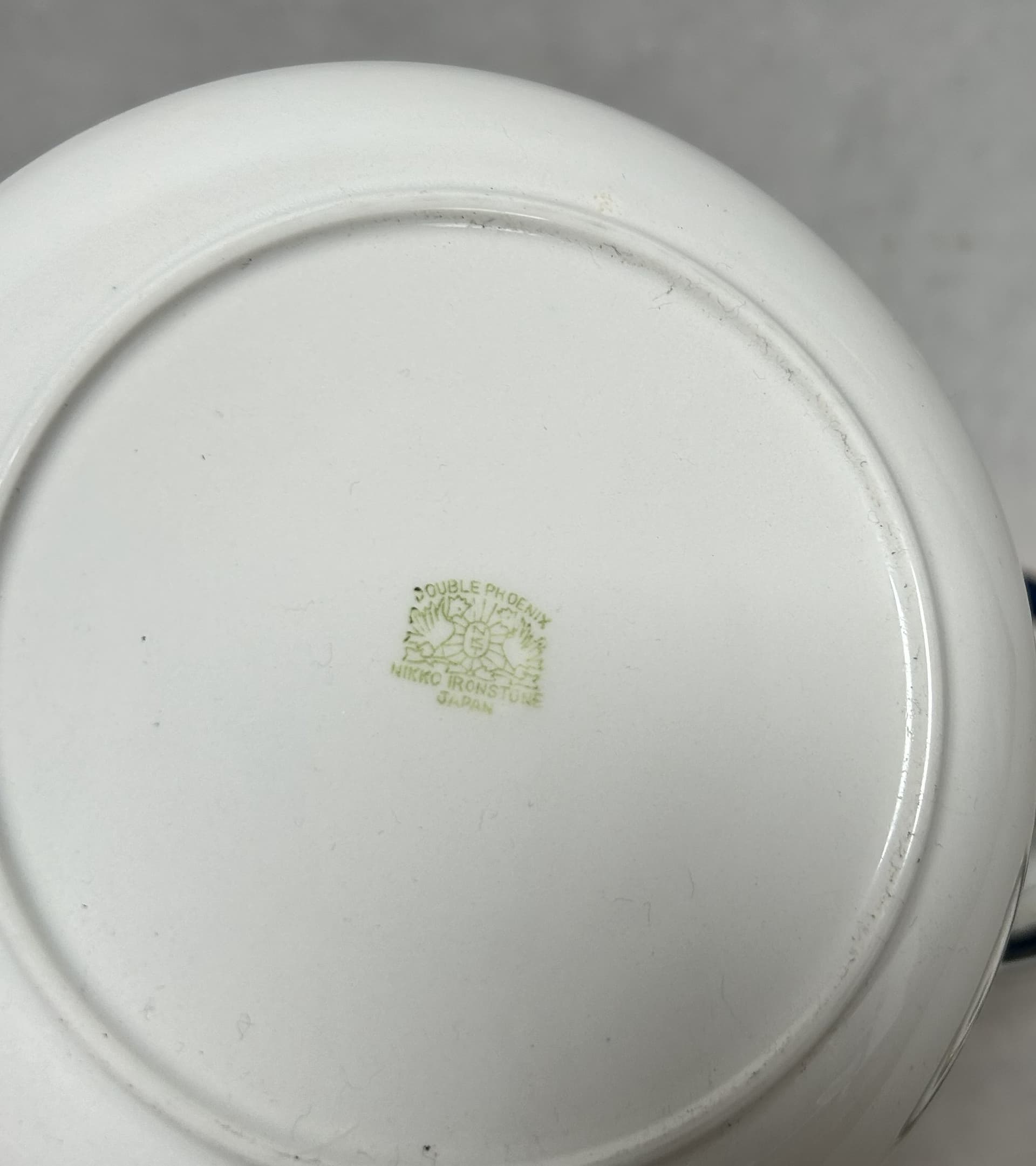 Zestaw czterech bulionówek Double Phoenix, porcelana kremowa, kobaltowy niebieski, złote wykończenia, Japonia, lata 50. - 316446