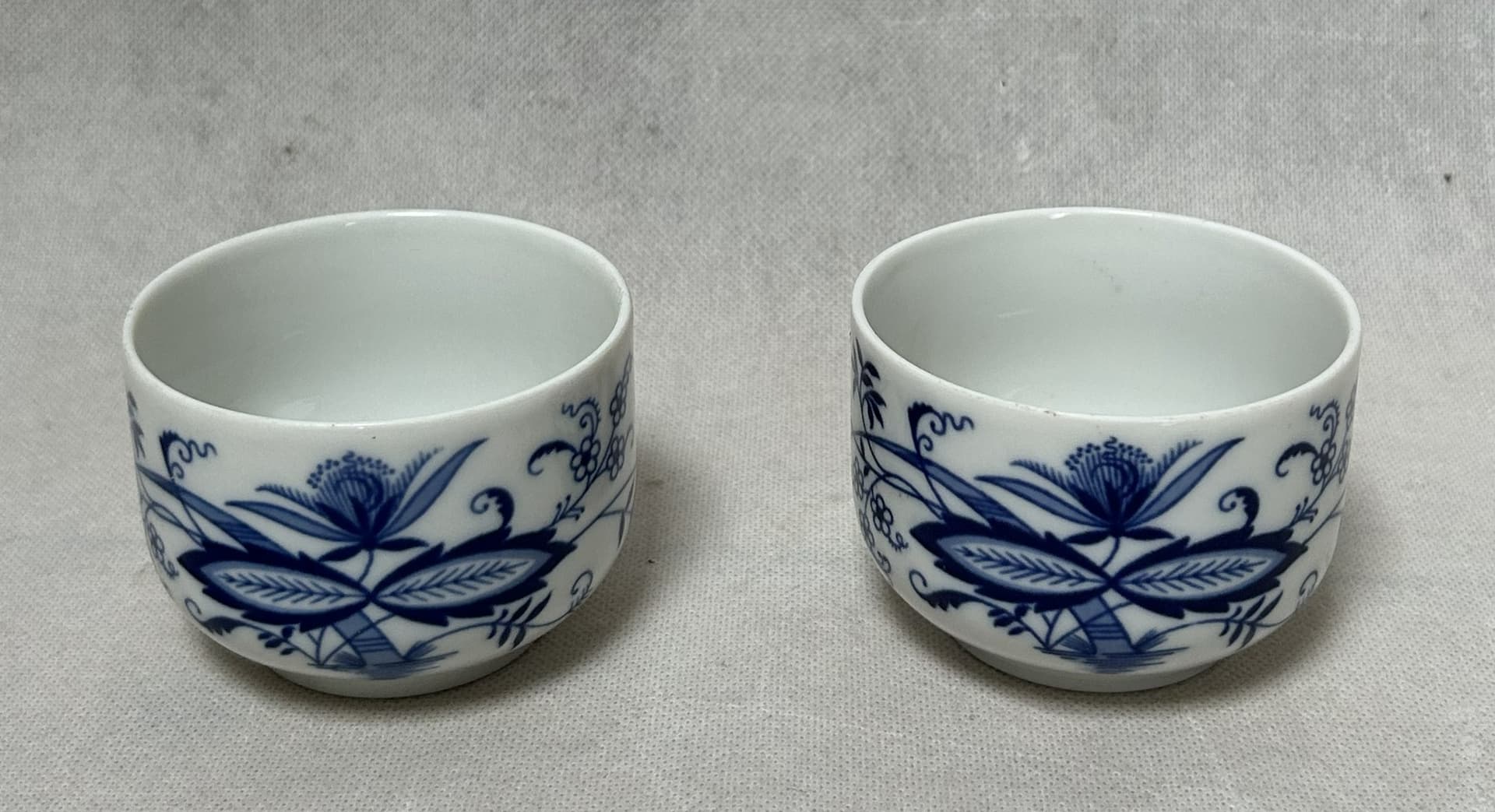Cukiernica wzór cebulowy, porcelana biała niebieska, Oscar Schaller, Niemcy - 316466