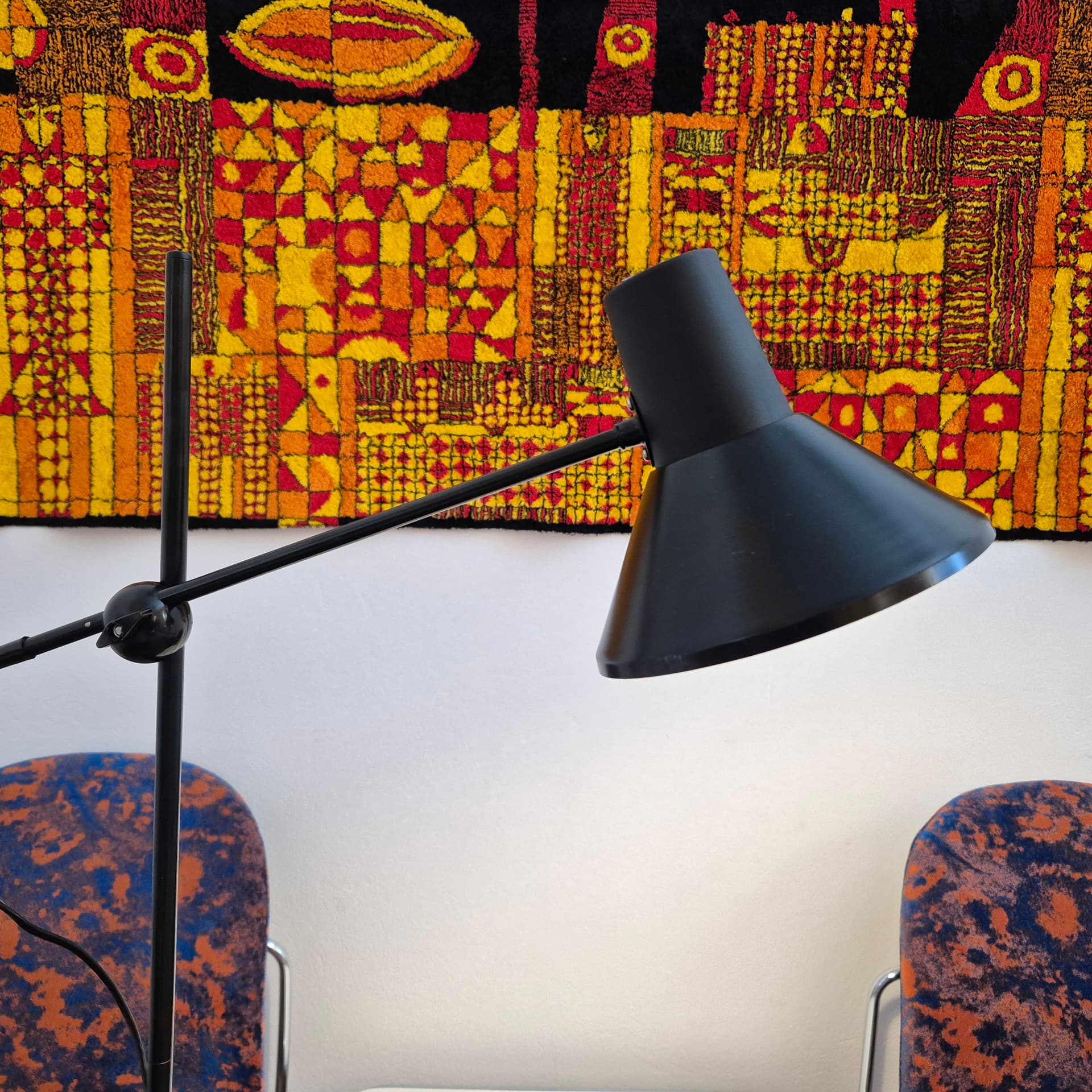 Lampa podłogowa minimalistyczna, metal czarny, Belgia, lata 80. - 316539