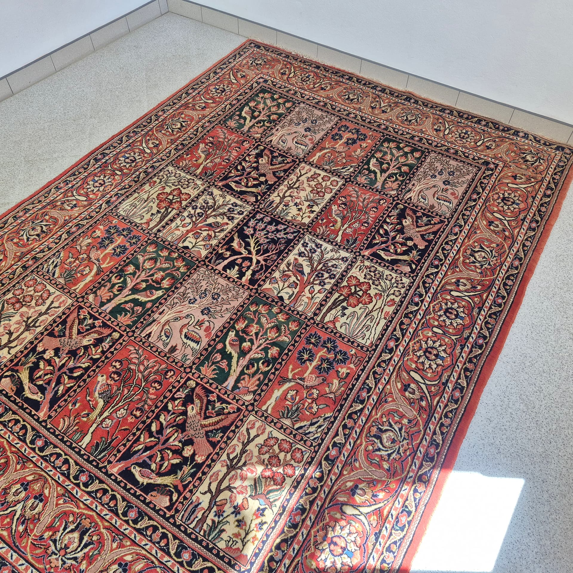 Rug Yaszd 297x212 cm, multicolor, wool, Iraq, 1960s. - 316582