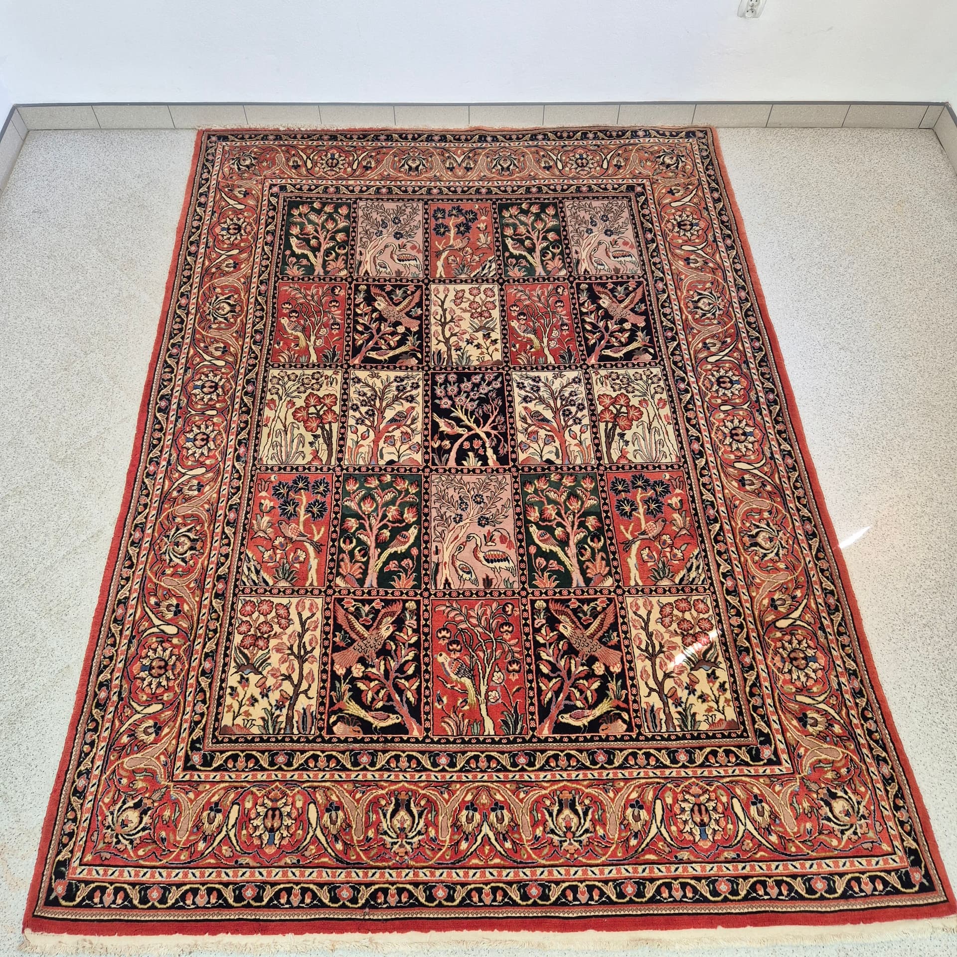 Rug Yaszd 297x212 cm, multicolor, wool, Iraq, 1960s. - 316583