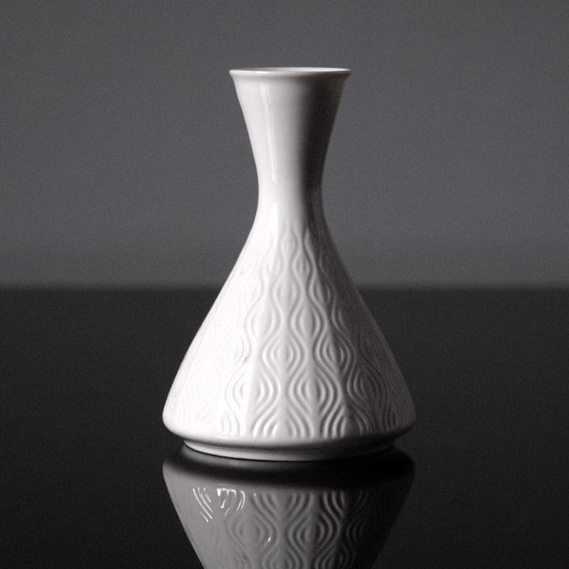 Vase Op Art, white, porcelain, Furstenberg, Germany, 1970s. - 317365