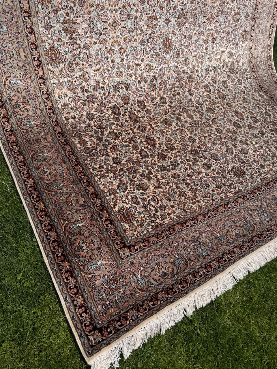 Rug Ghoum Qom 350x250 cm, multicolor silk, India - 316948