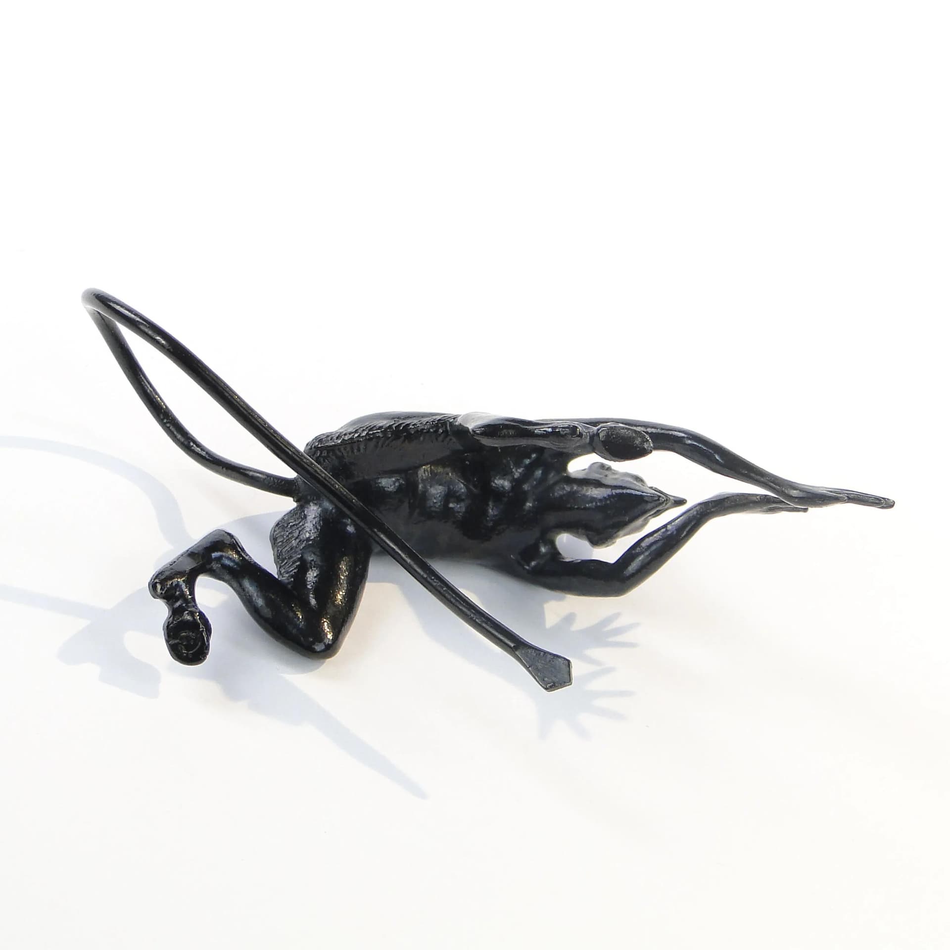 Figurka Tańczący Mefisto, czarny, żeliwo emaliowane, Polska, początek XX w. - 23646