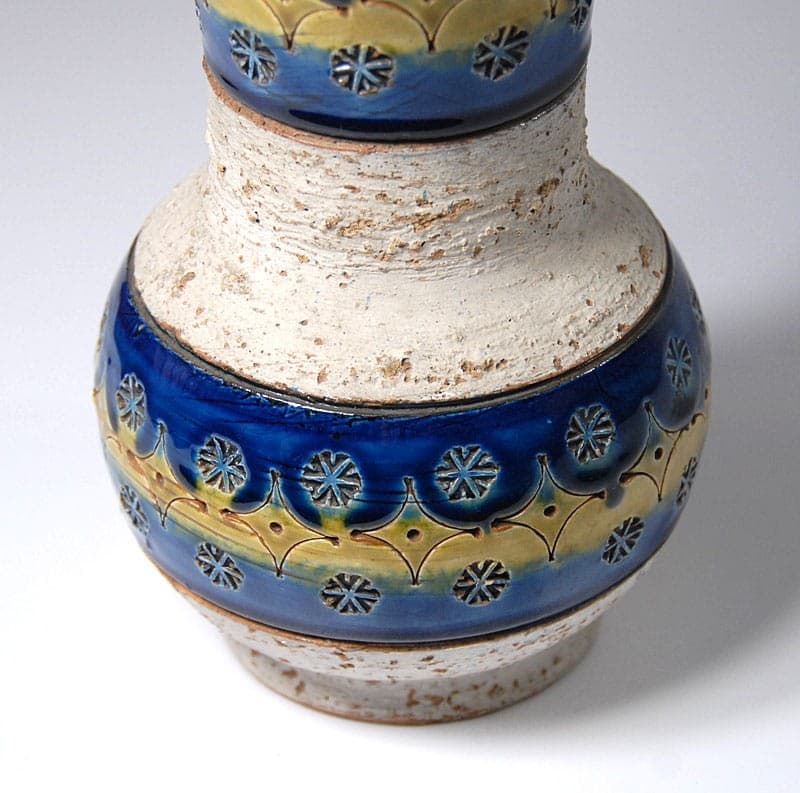 Wazon ceramiczny, biały niebieski żółty, ceramika, Włochy, lata 60. - 317899