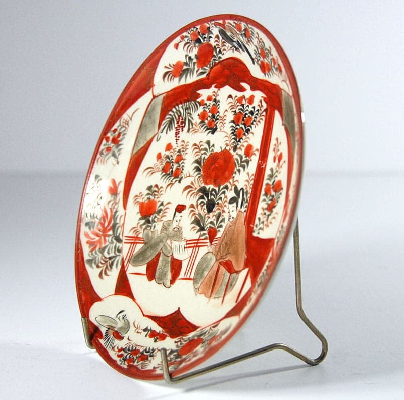 Patera Imari, czerwono-czarna, fajans, Japonia, początek XX w. - 317774