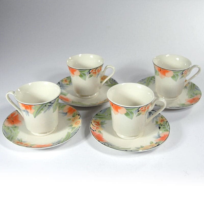 Zestaw filiżanek herbacianych, porcelana biała, Wielka Brytania, lata 80. - 318806