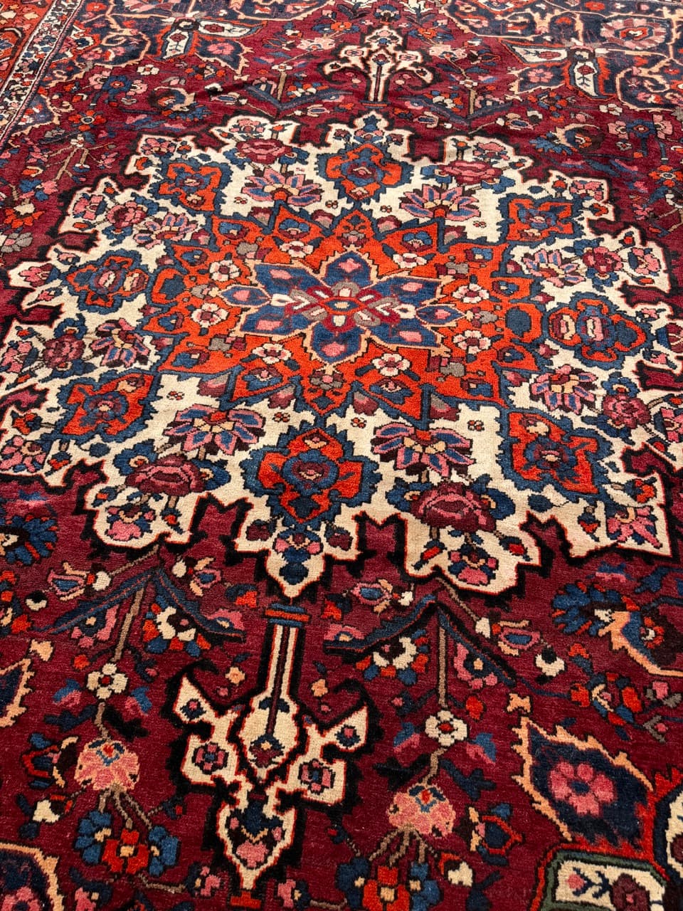 Rug Bahtiari 385x315 cm, red multicolor wool, Iran - 318429