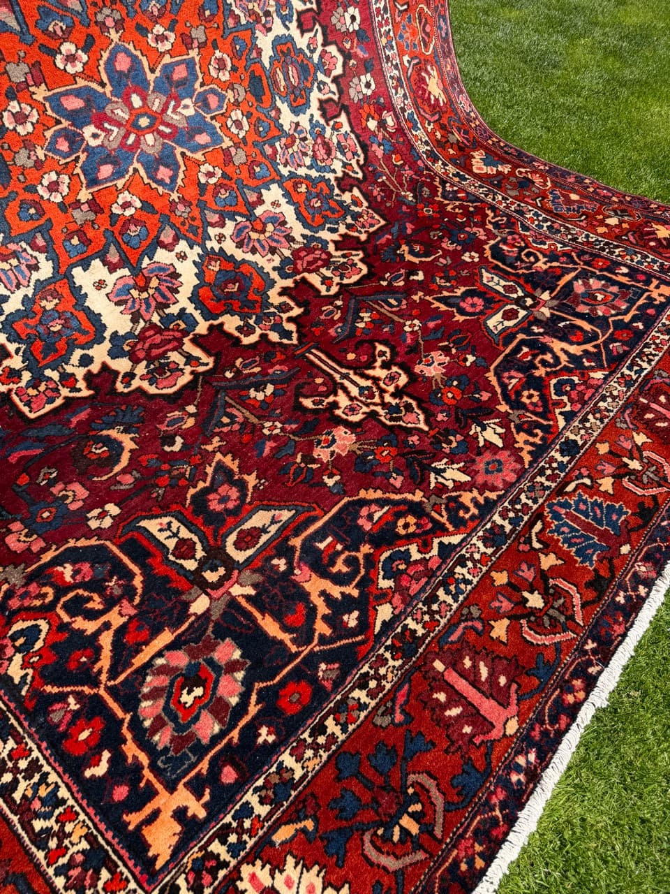Rug Bahtiari 385x315 cm, red multicolor wool, Iran - 318421