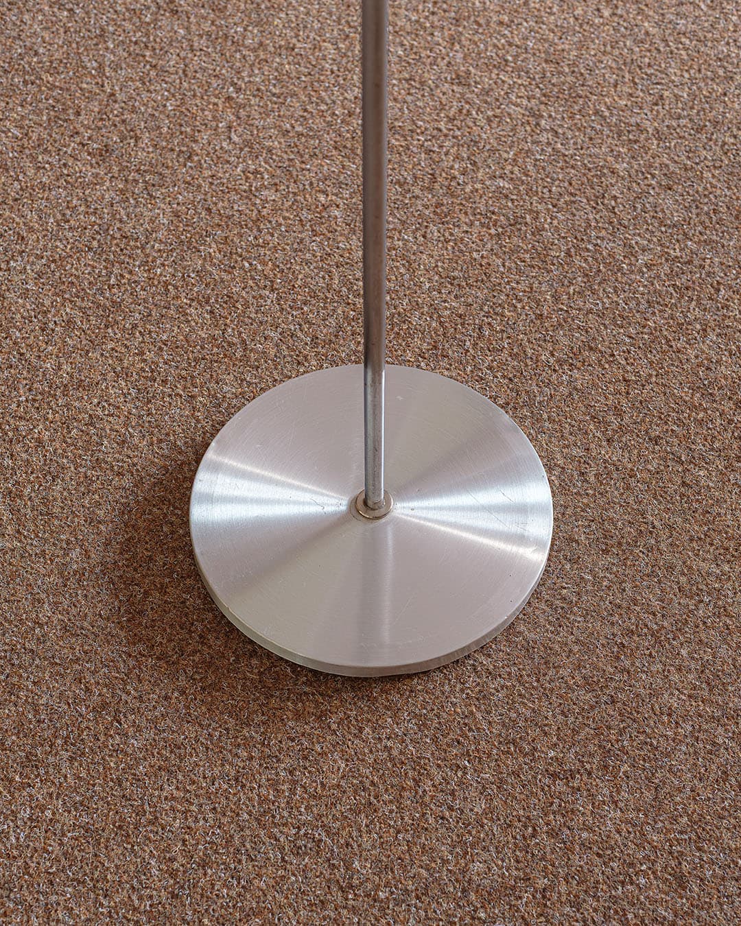 Lampa podłogowa, srebrny metal, Dania, lata 80. - 318443