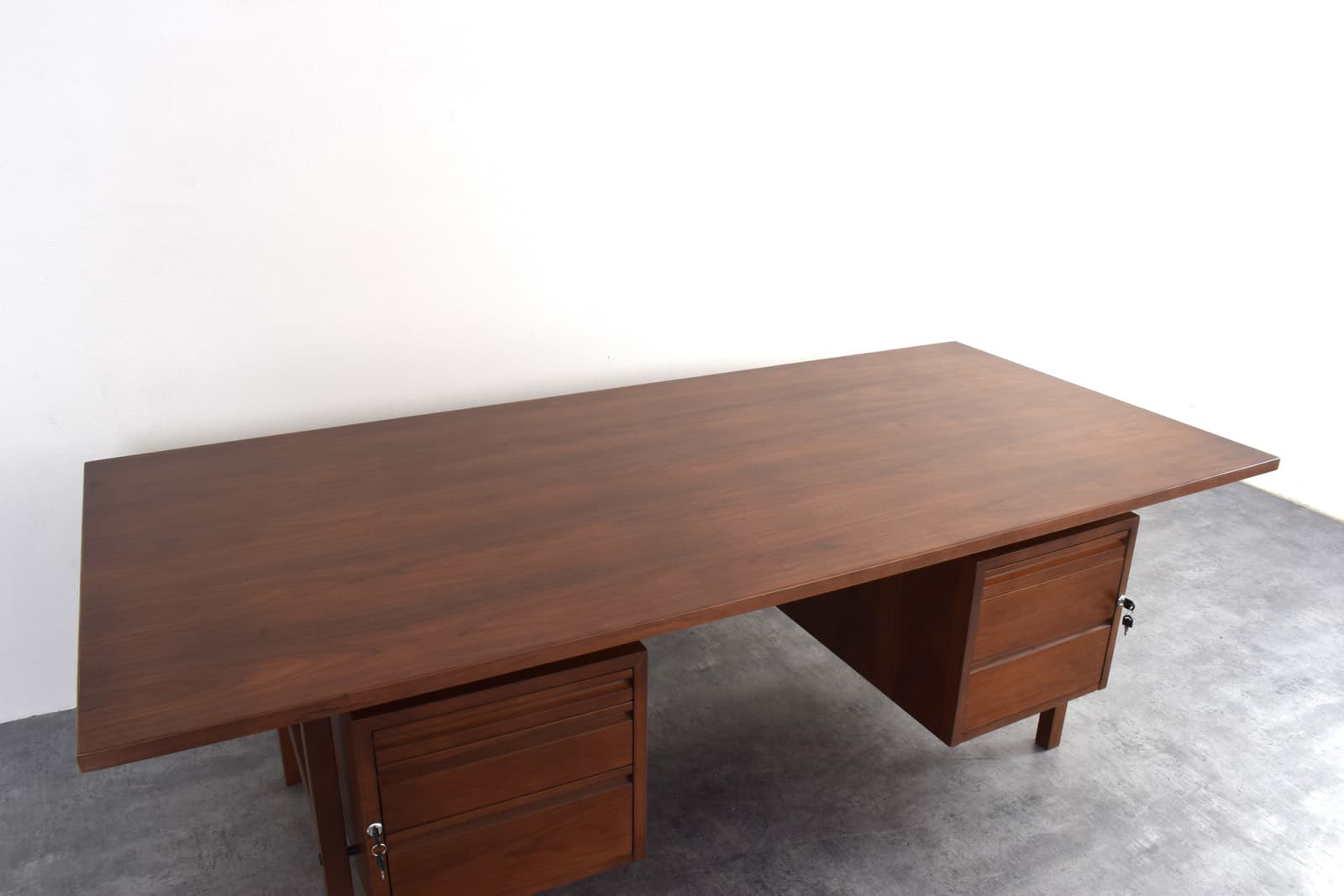 Desk, brown walnut, Denmark, 1970s - 319109