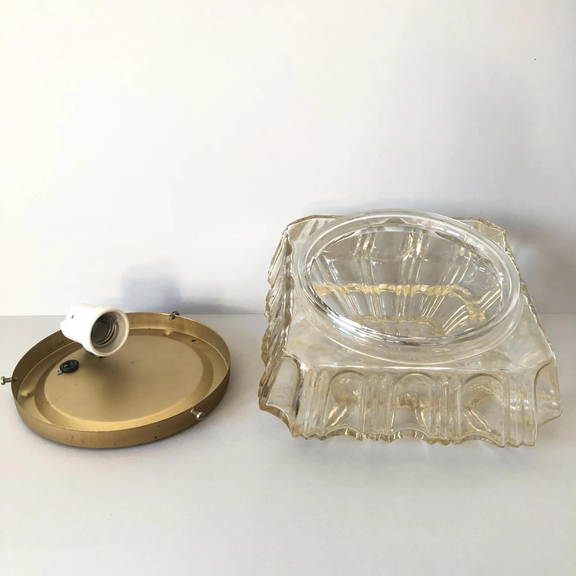 Złocony brutalistyczny kinkiet lub plafon szklany, Niemcy, lata 70. - 23503