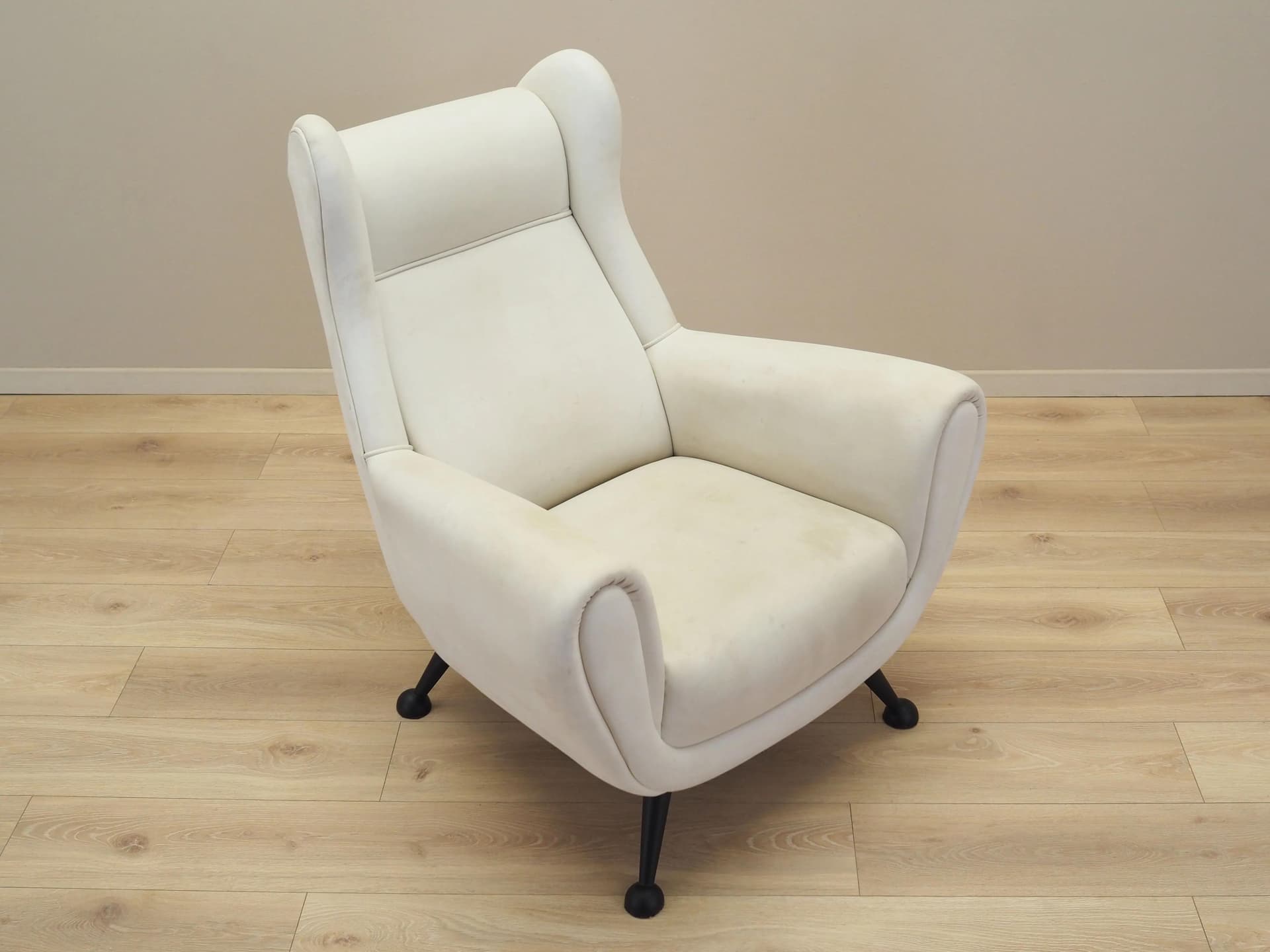 Lounge armchair, ivory white leather, black metal, Italy, 1980s. - 23659
