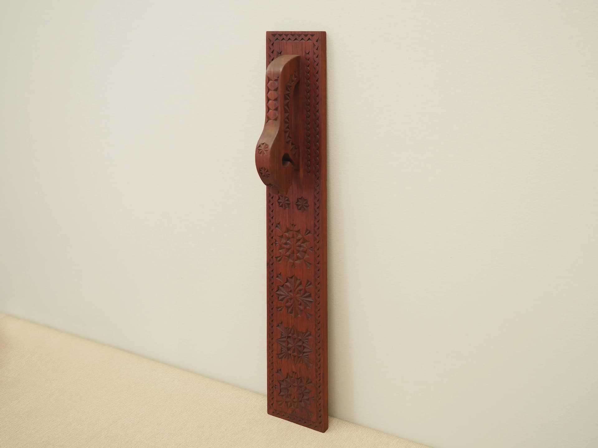 Ozdoba ścienna, drewno brązowy, Dania, lata 70. - 23655