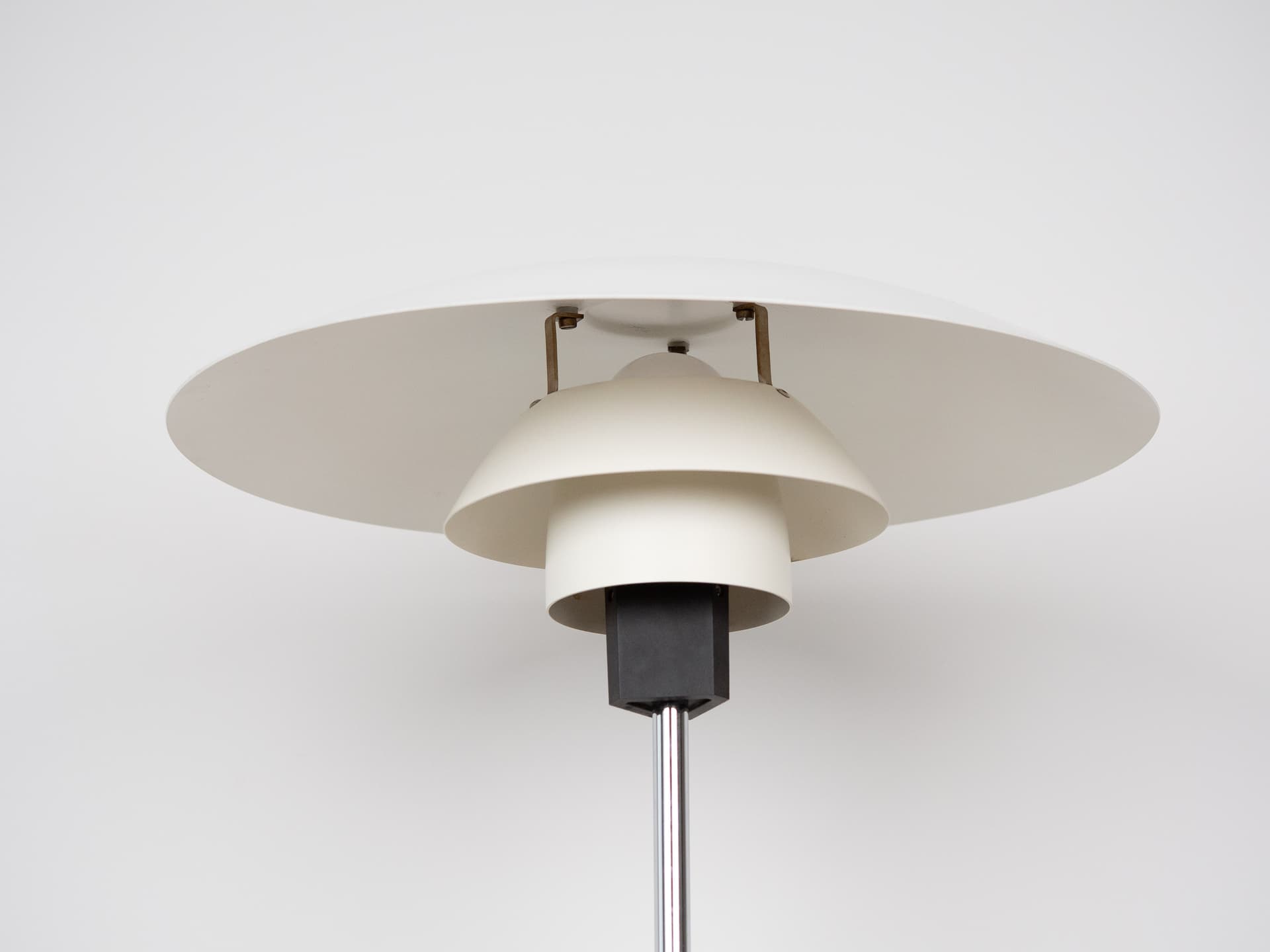 Table lamp PH 4/3, white metal, silver chrome, by P. Henningsen, Louis Poulsen, Denmark, 1970s. - 320380