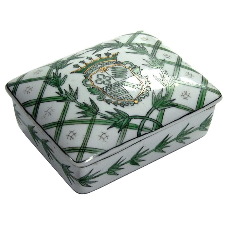 Box, white green gold black blue porcelain, China, 1950s.