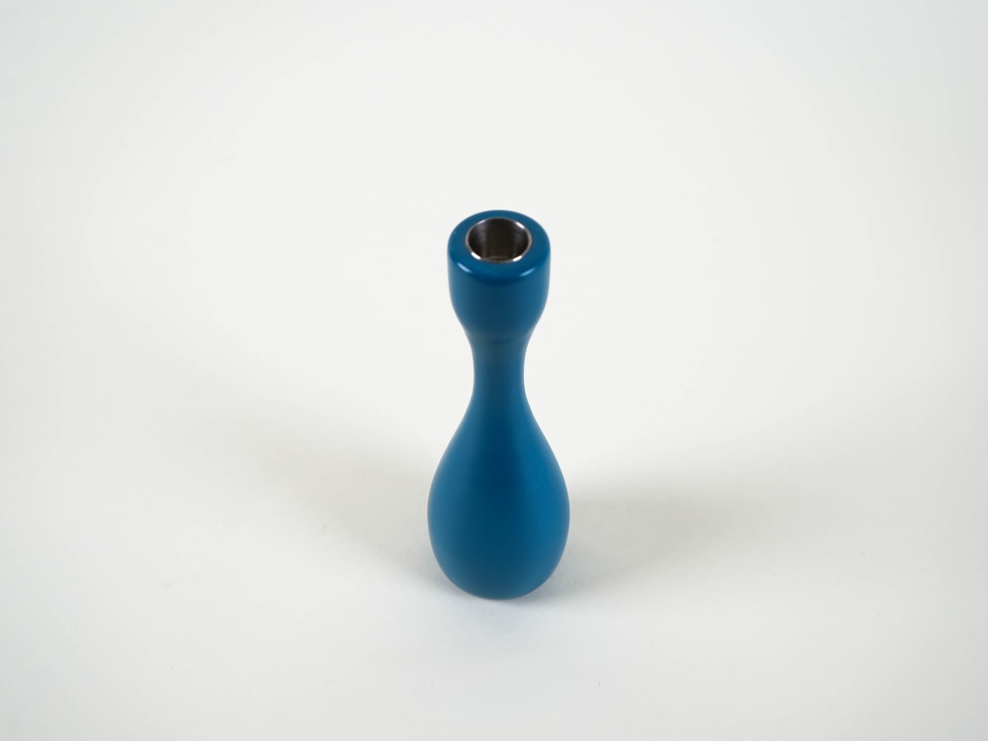 Candlestick, blue enamelled wood, silver metal, Denmark, 1970s. - 321151