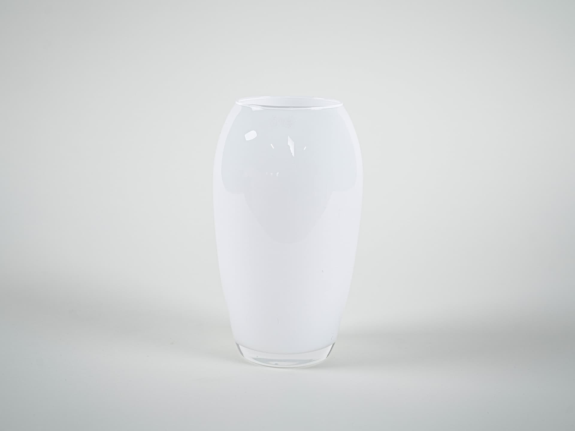 Wazon, biały, szkło, Dania, lata 70. - 321195