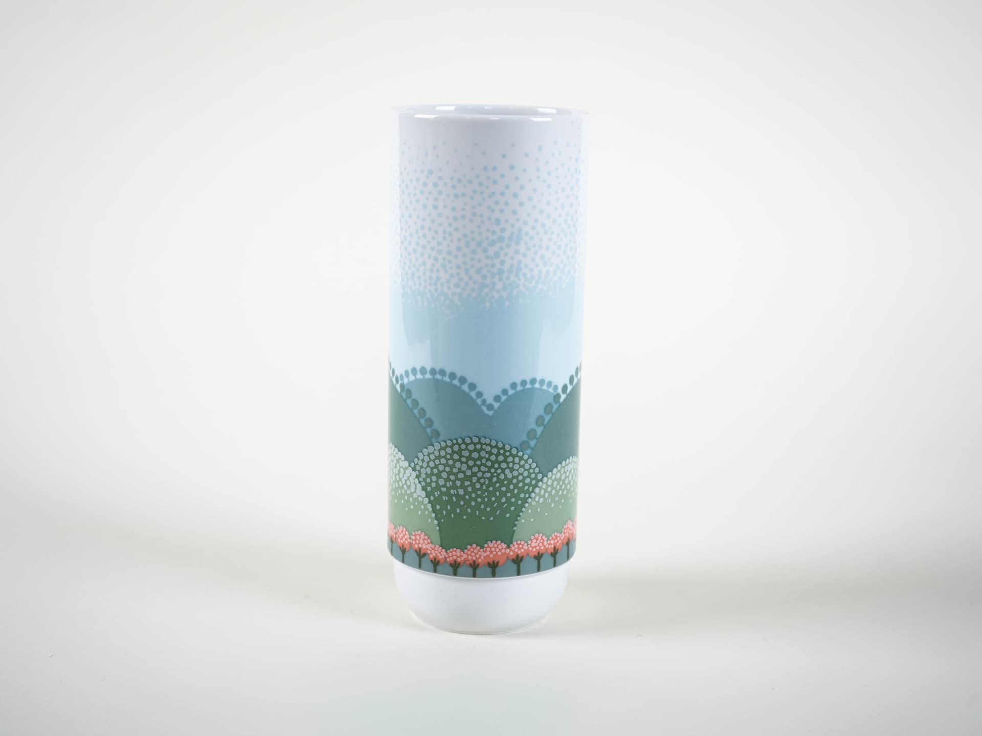 Vase, white porcelain, by A. Pozzi, decor by I. Rabuzin, Rosenthal, Germany, 1970s. - 321300